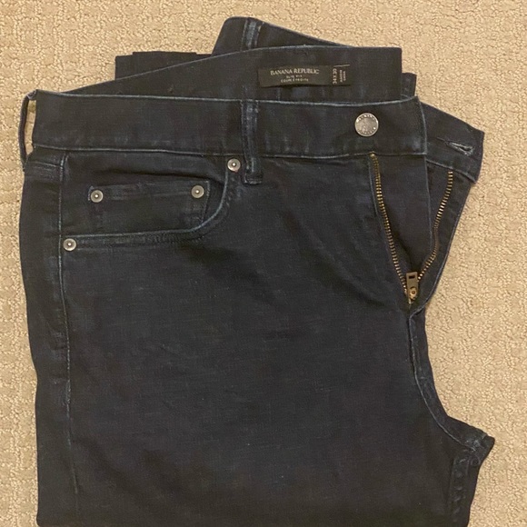 Banana Republic Rapid Movement Slim Fit Denim 34/30. - Picture 2 of 8